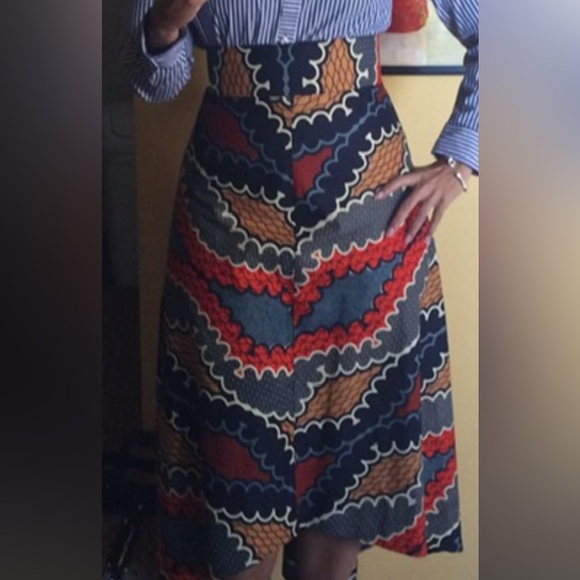 Ankara hi-lo skirt - Picture 2 of 4